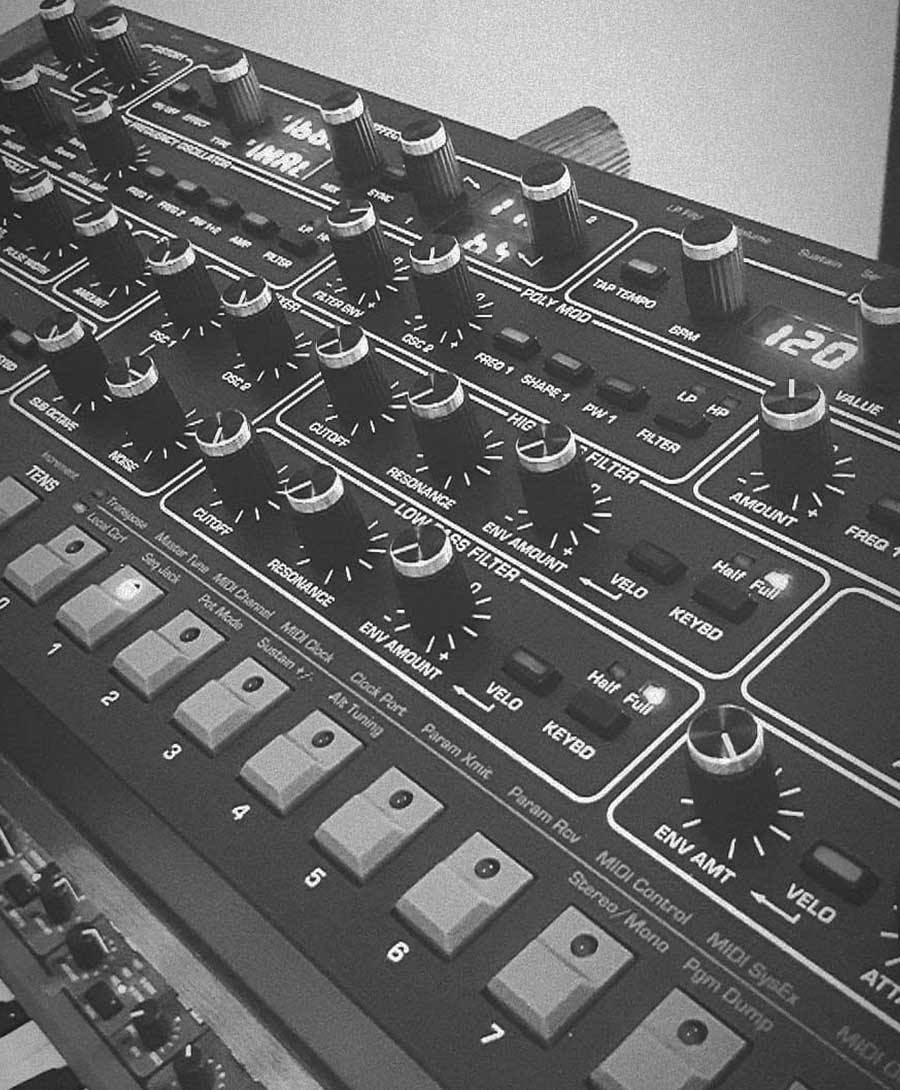 Synth